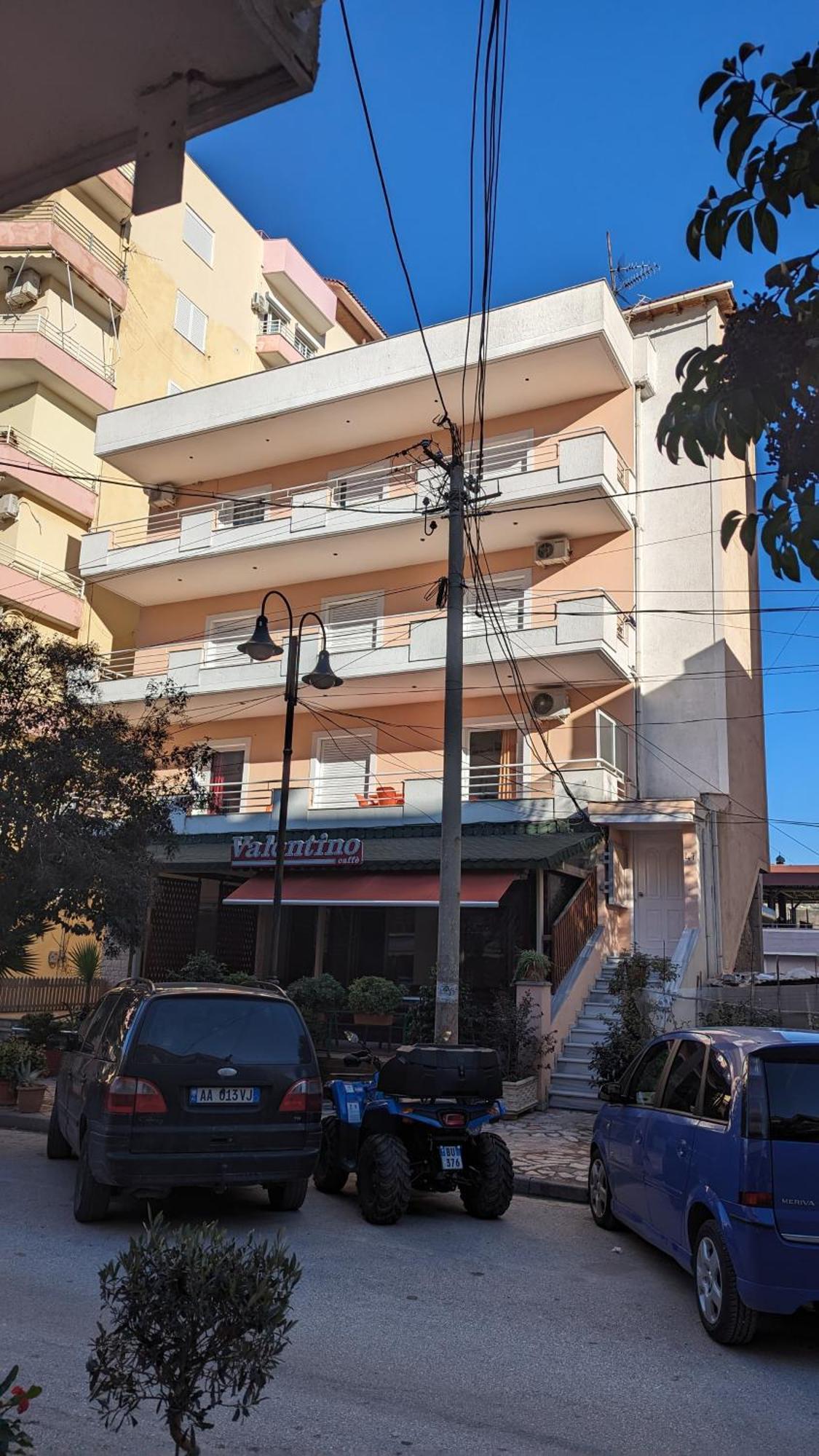 סרנדה Sarah'S Apartments - 5 Min Walk To Beaches & Boulevard - Big Balcony! מראה חיצוני תמונה